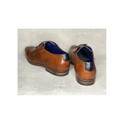 Bugatti Geklede veterschoen Cognac