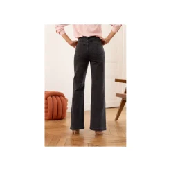 Selected By La.ra Broek Grijs