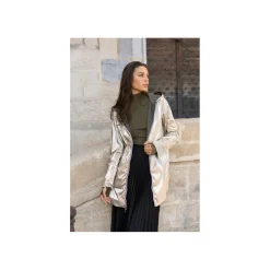 Selected By La.ra Jas Kaki