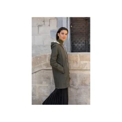 Selected By La.ra Jas Kaki