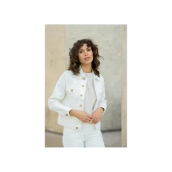 Selected By La.ra Jas Wit