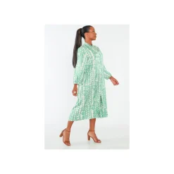 Selected By La.ra Kleedje Groen