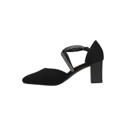 Selected By La.ra Riemschoen Zwart