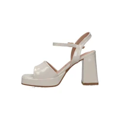 Selected By La.ra Sandaal Beige