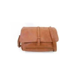 Selected By La.ra Schoudertas Cognac