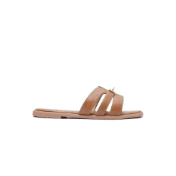 Selected By La.ra Slipper Camel