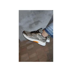 Shoecolate Lage sneaker Goud